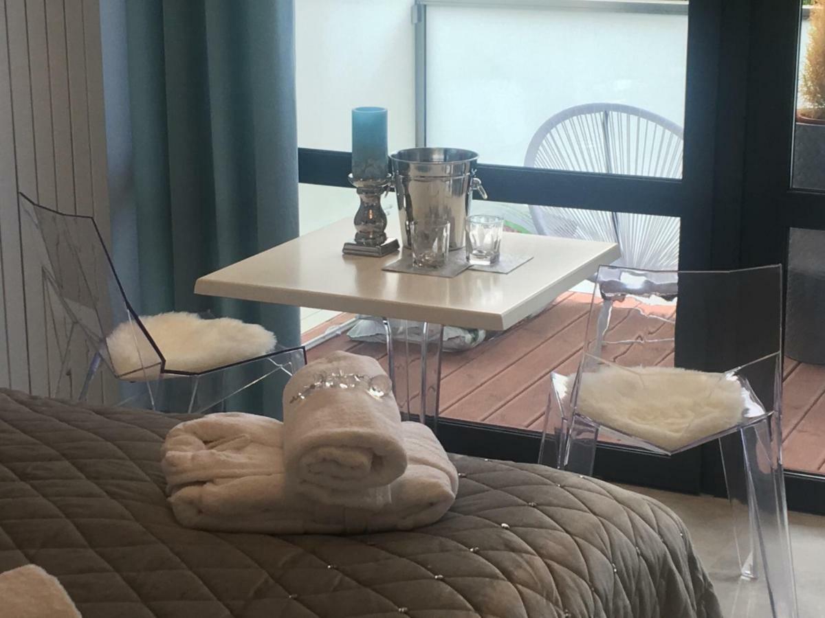 קרפאז' Apartament Silence Triventi Cristal מראה חיצוני תמונה